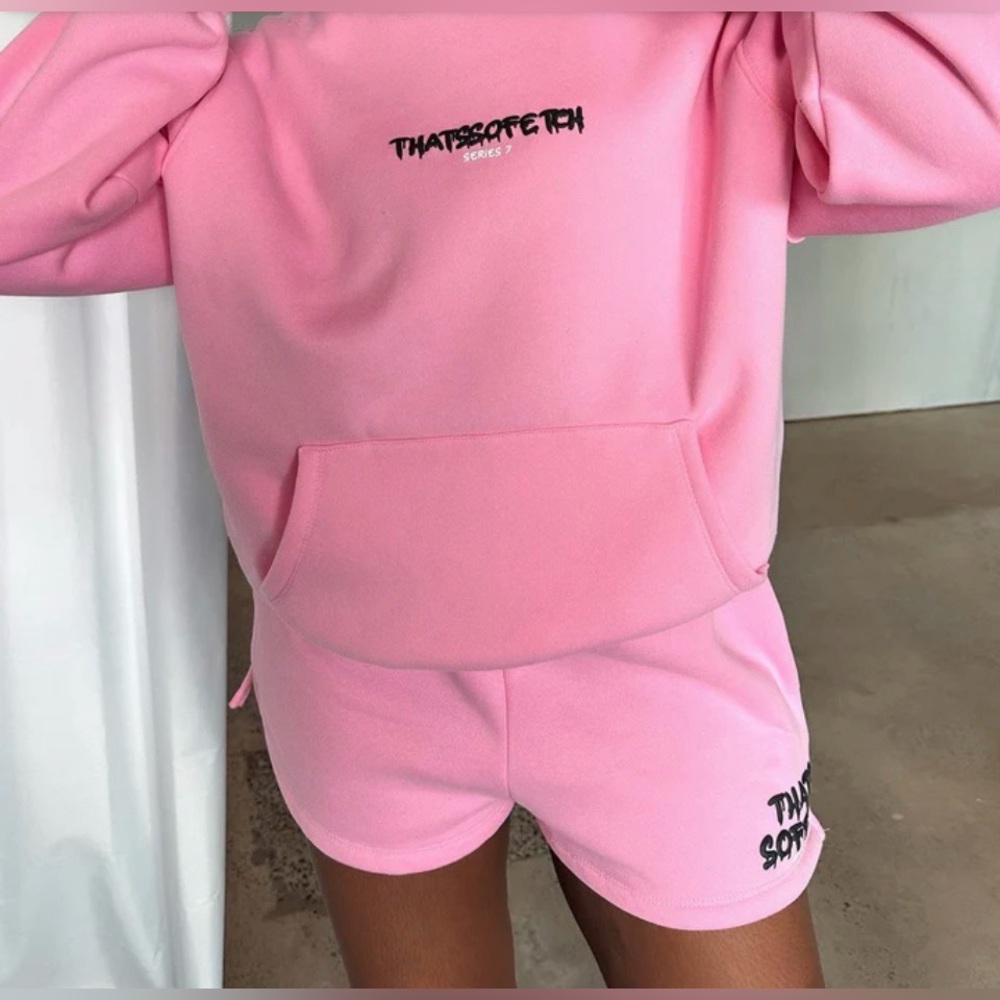 That’s so Fetch Pink Women's Shorts sz 2xl